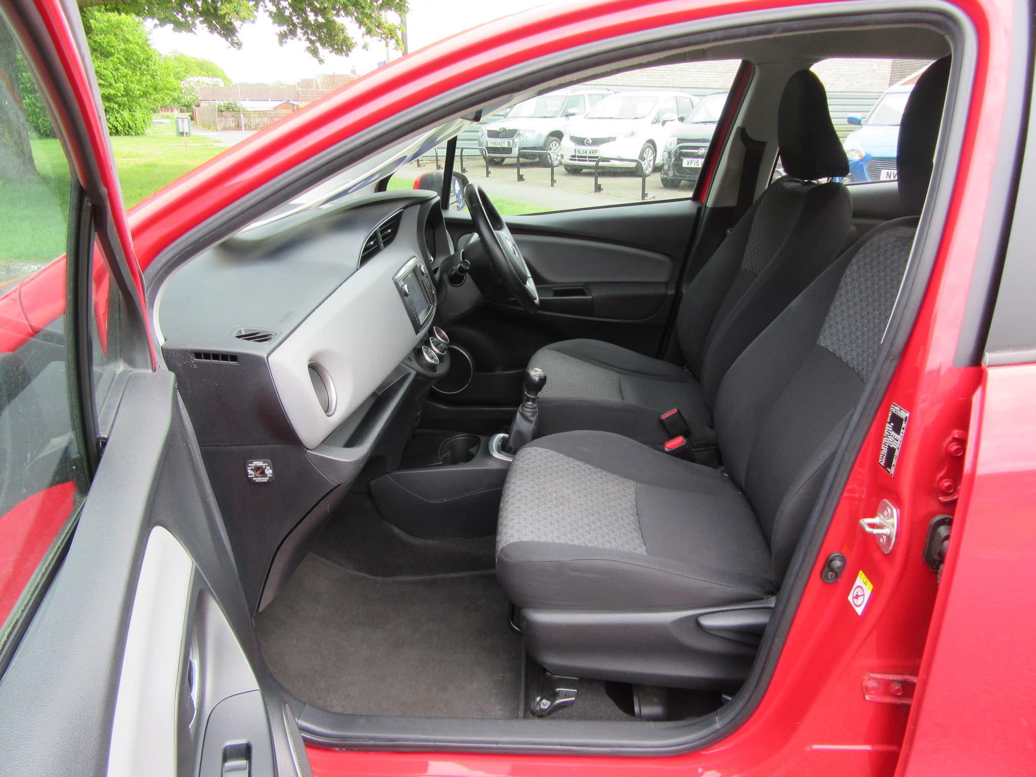 Toyota Yaris Icon VVT-i - Image 19