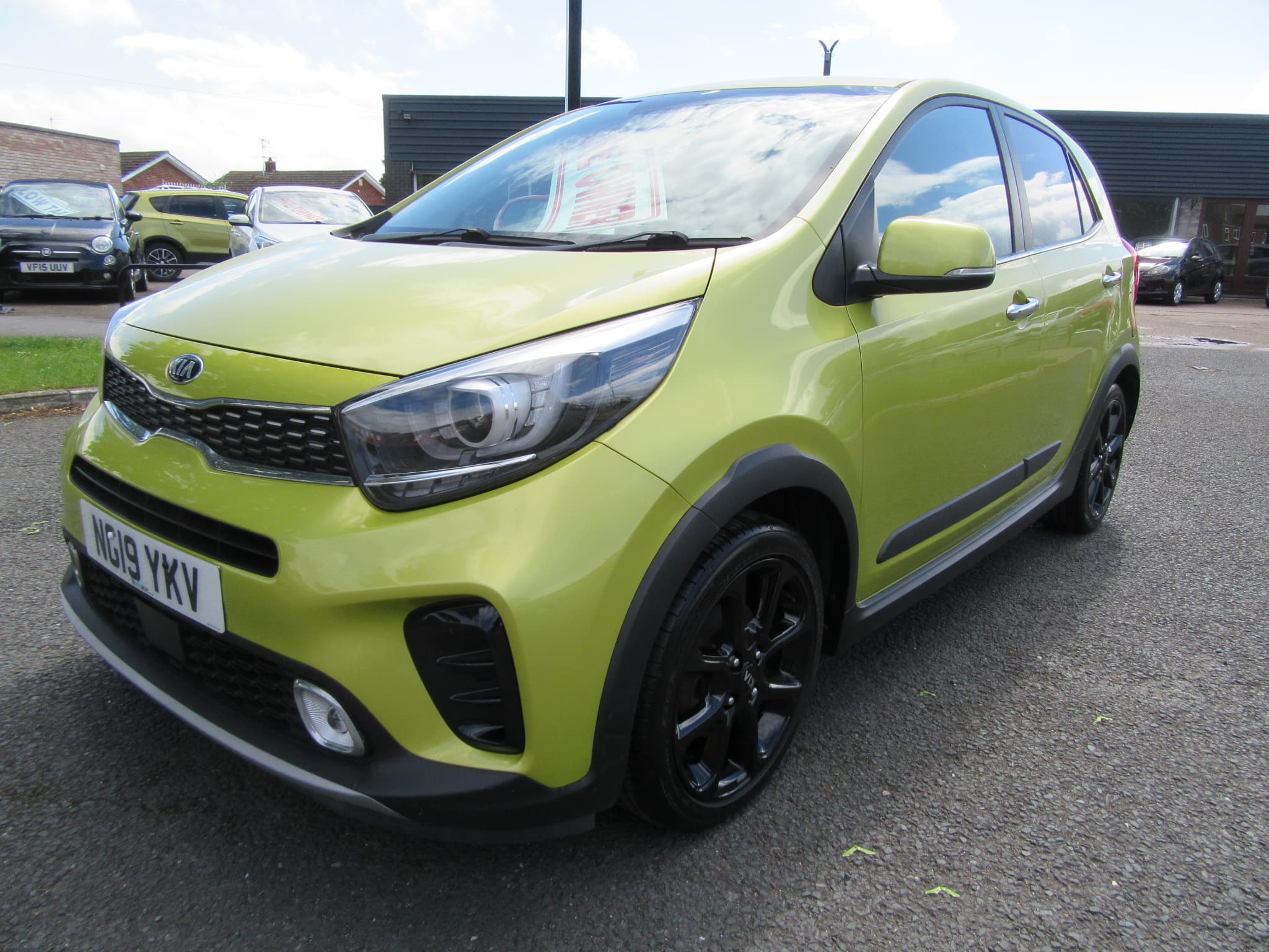 Kia Picanto X-Line S - Image 6