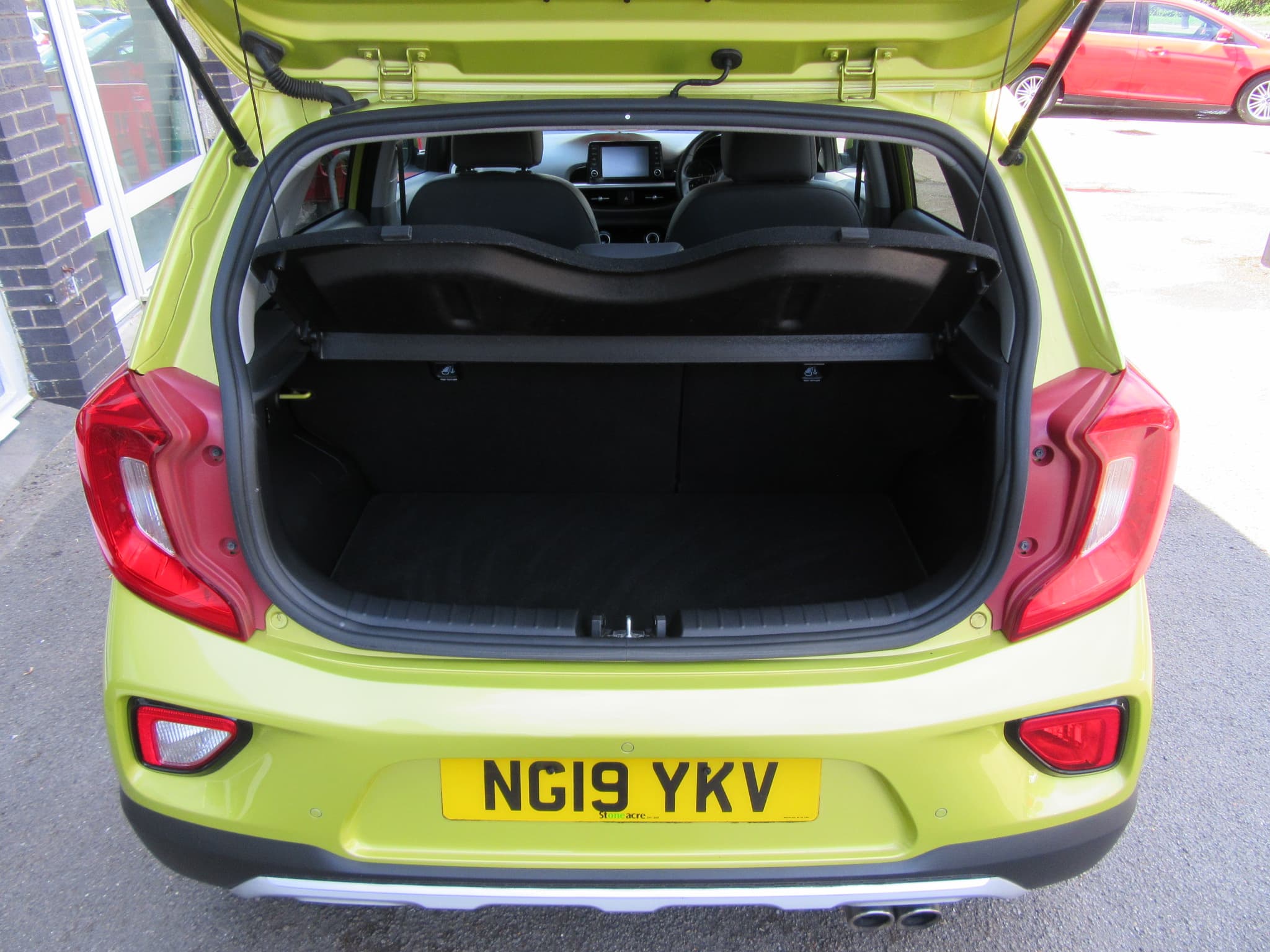Kia Picanto X-Line S - Image 15