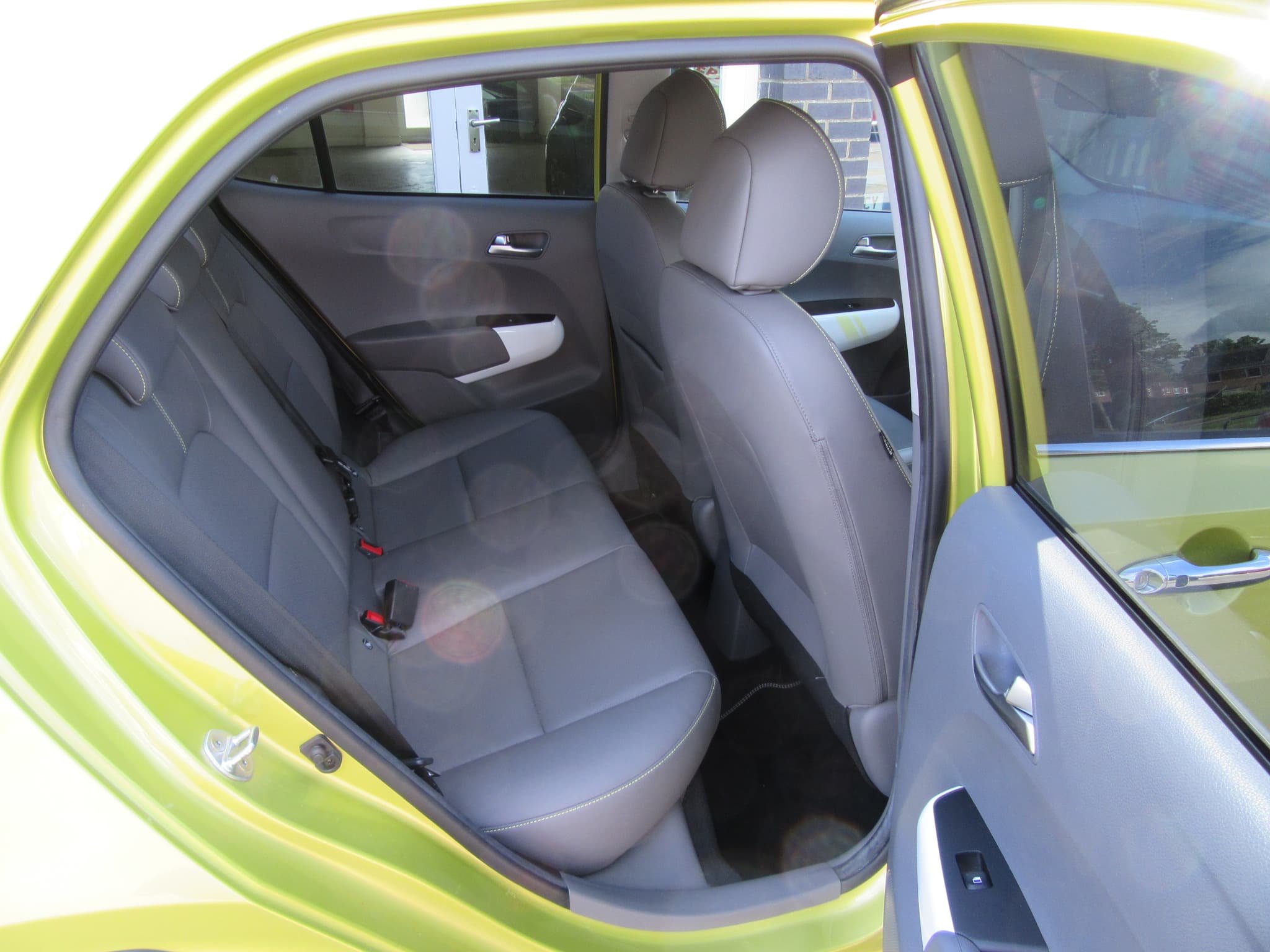 Kia Picanto X-Line S - Image 17