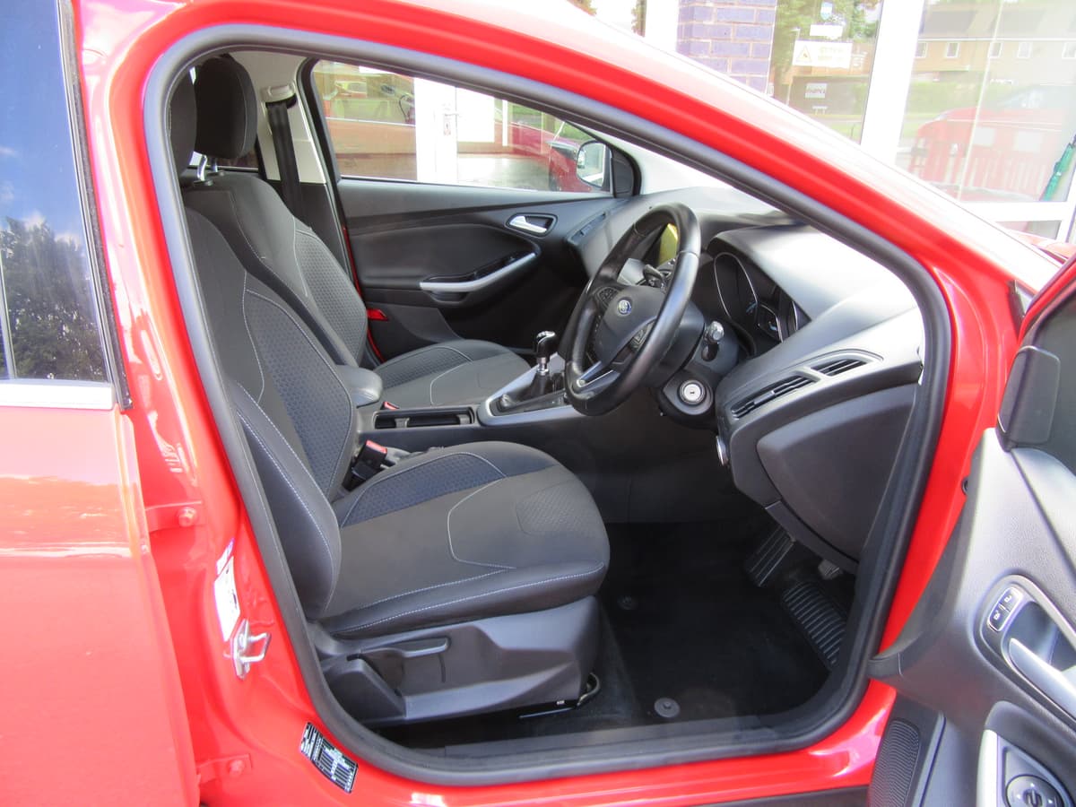 2018 Ford Focus Zetec Edition TDCi - Image 16