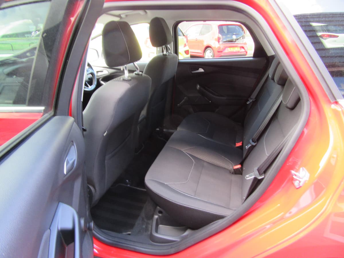 2018 Ford Focus Zetec Edition TDCi - Image 18