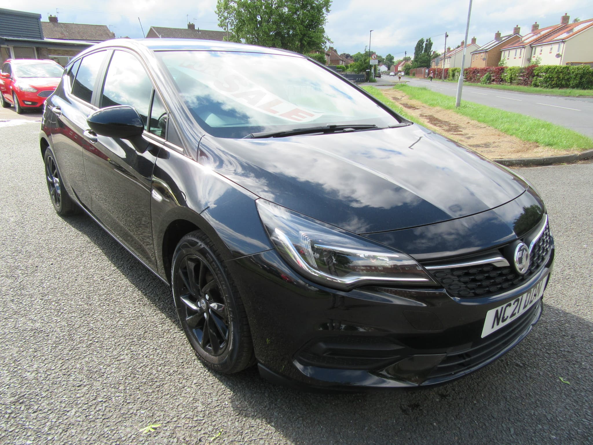 Vauxhall Astra Business Edition Nav TD - Image 1