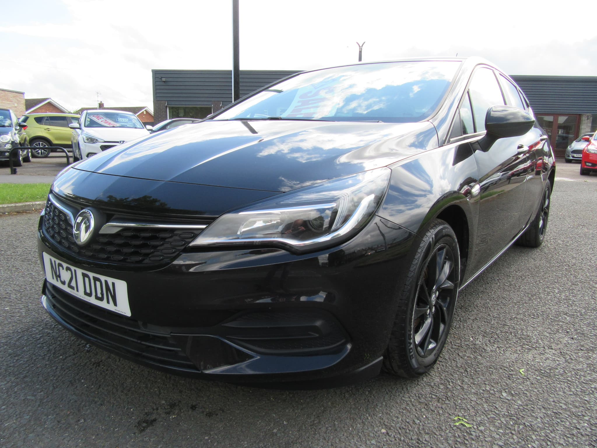Vauxhall Astra Business Edition Nav TD - Image 6