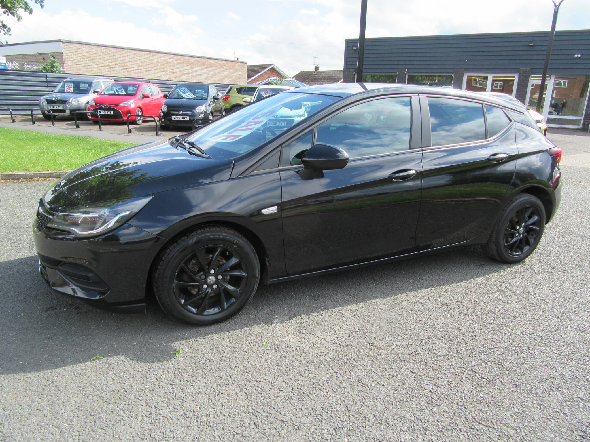 Vauxhall Astra Business Edition Nav TD - Image 9