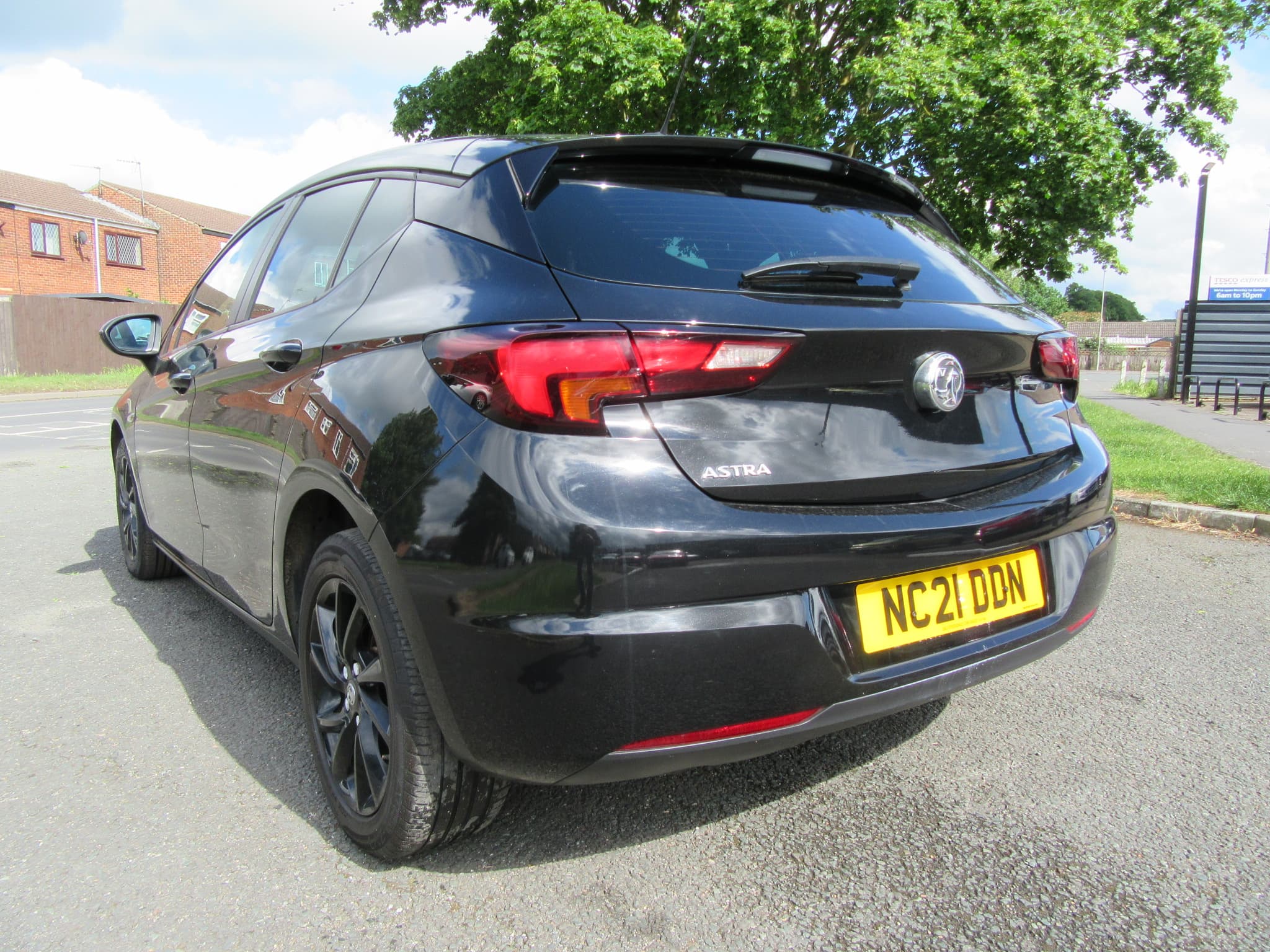 Vauxhall Astra Business Edition Nav TD - Image 12