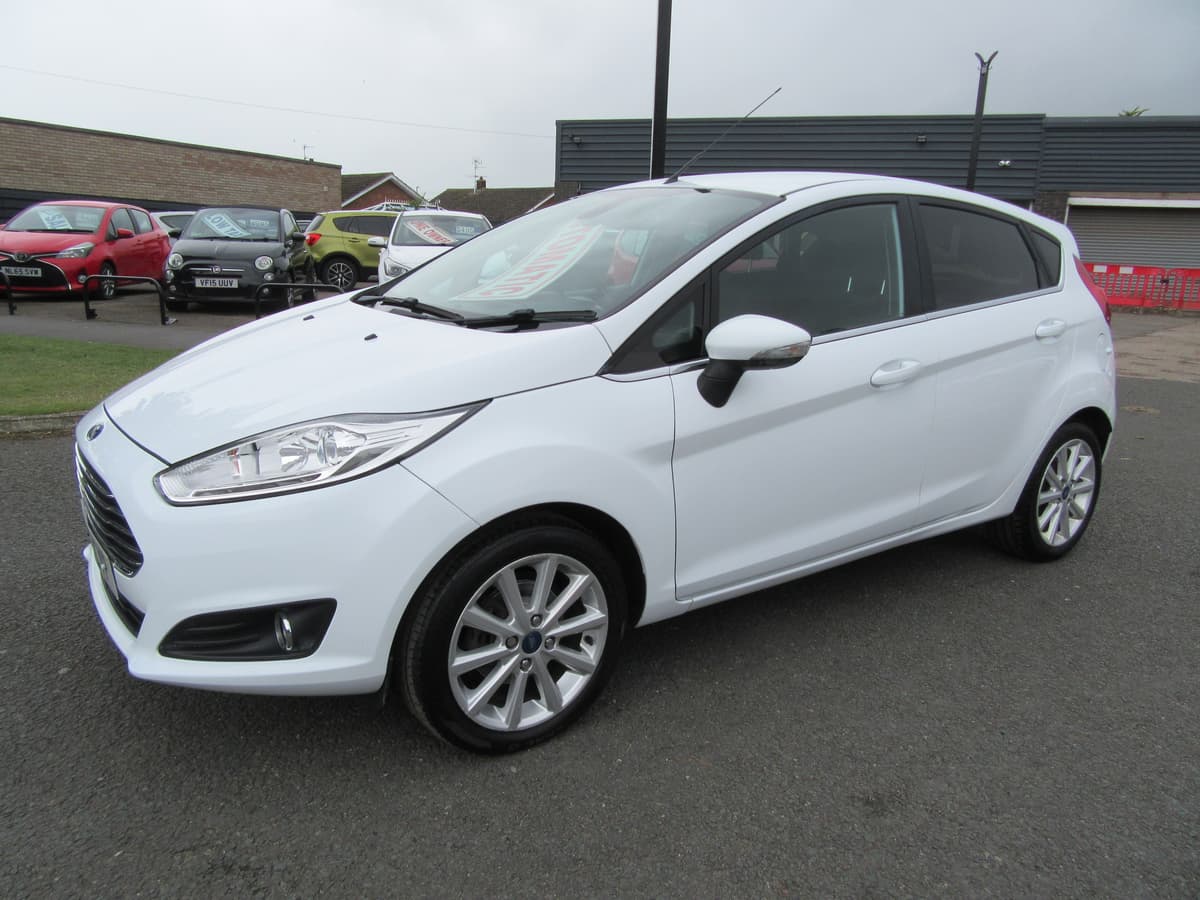 2016 Ford Fiesta Titanium Auto - Image 7