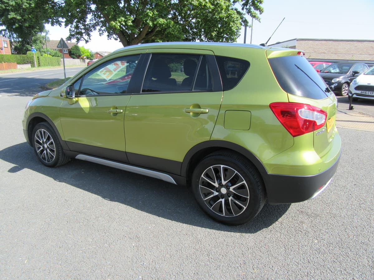 2013 Suzuki SX4 S-Cross SZ5 - Image 11