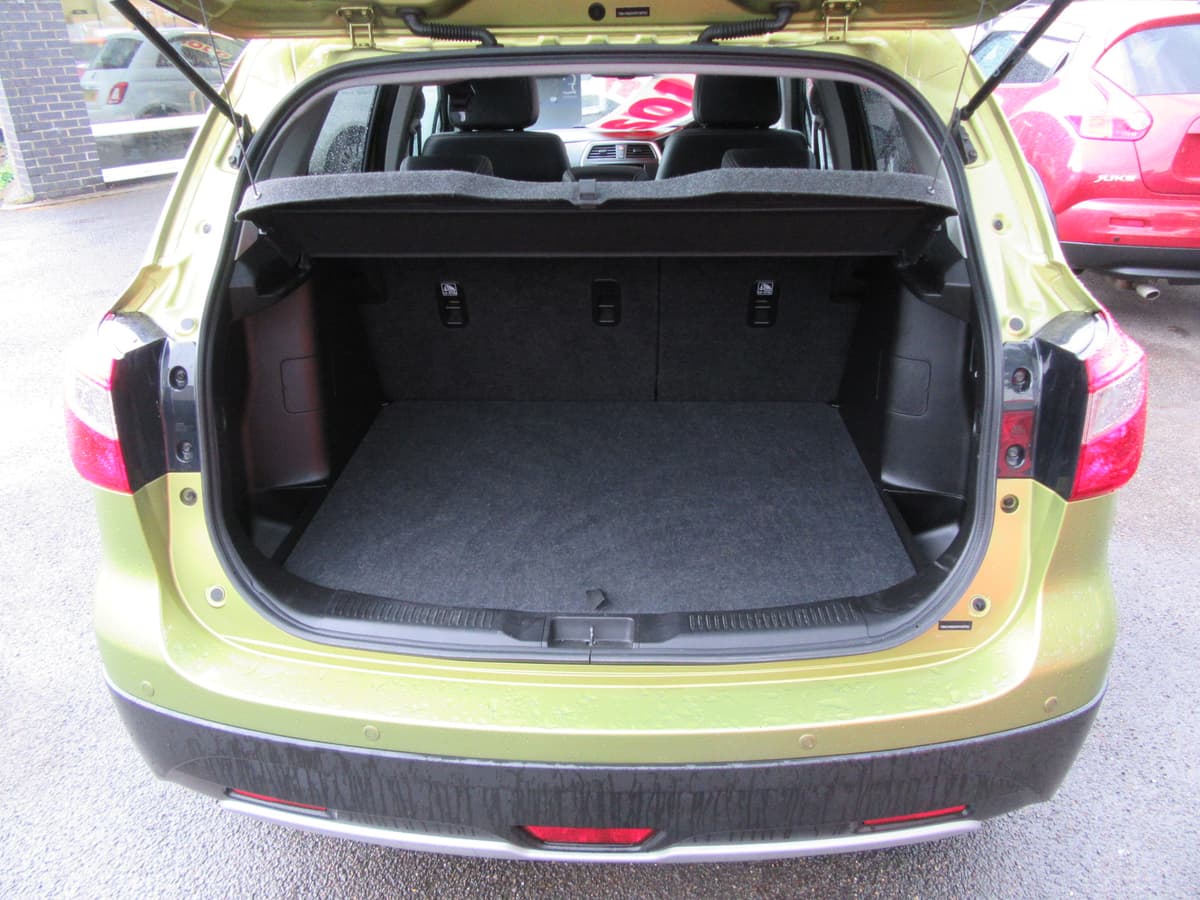2013 Suzuki SX4 S-Cross SZ5 - Image 20