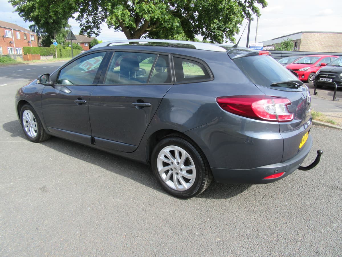 2015 Renault Megane Dynamique TT Energy dCi S/S - Image 10