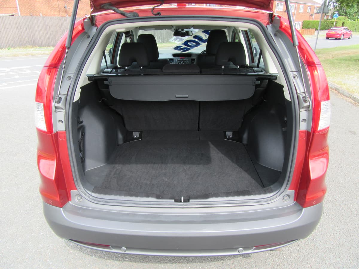 2014 Honda CR-V SE i-DTec 4x2 - Image 16