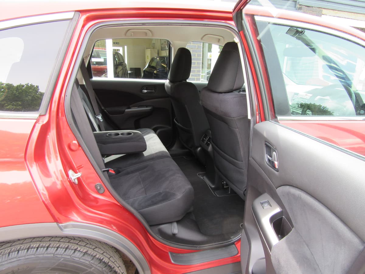 2014 Honda CR-V SE i-DTec 4x2 - Image 18