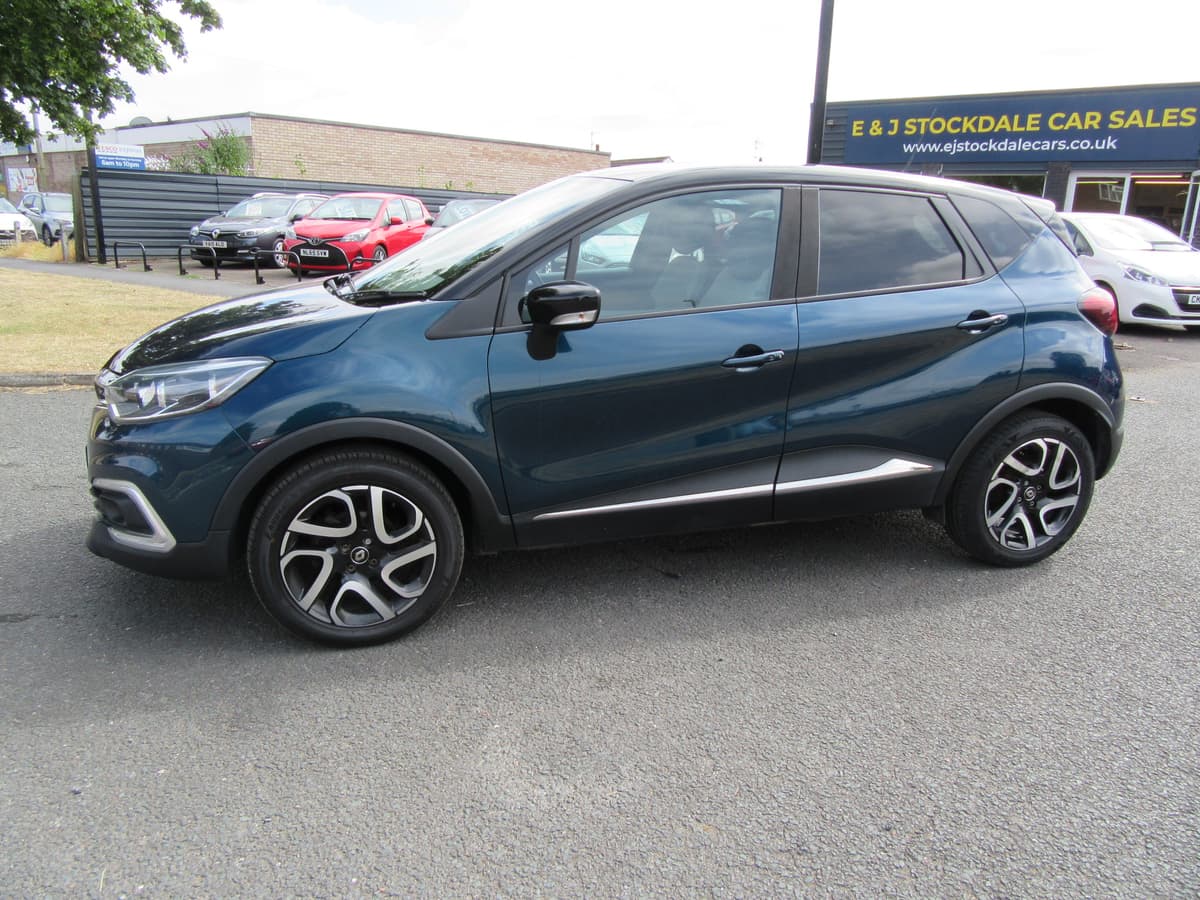 2019 Renault Captur Iconic TCe - Image 4