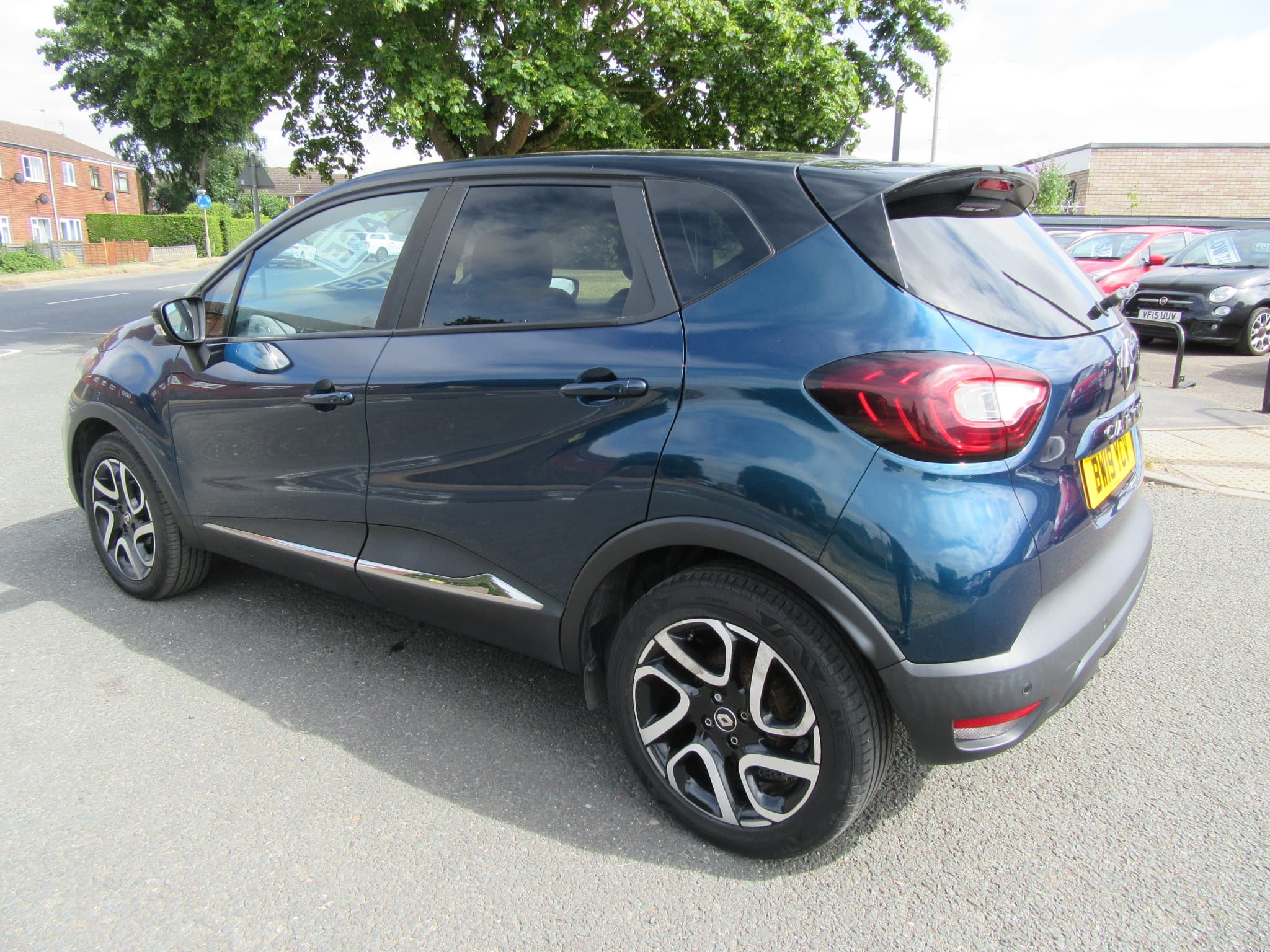 Renault Captur Iconic TCe - Image 9