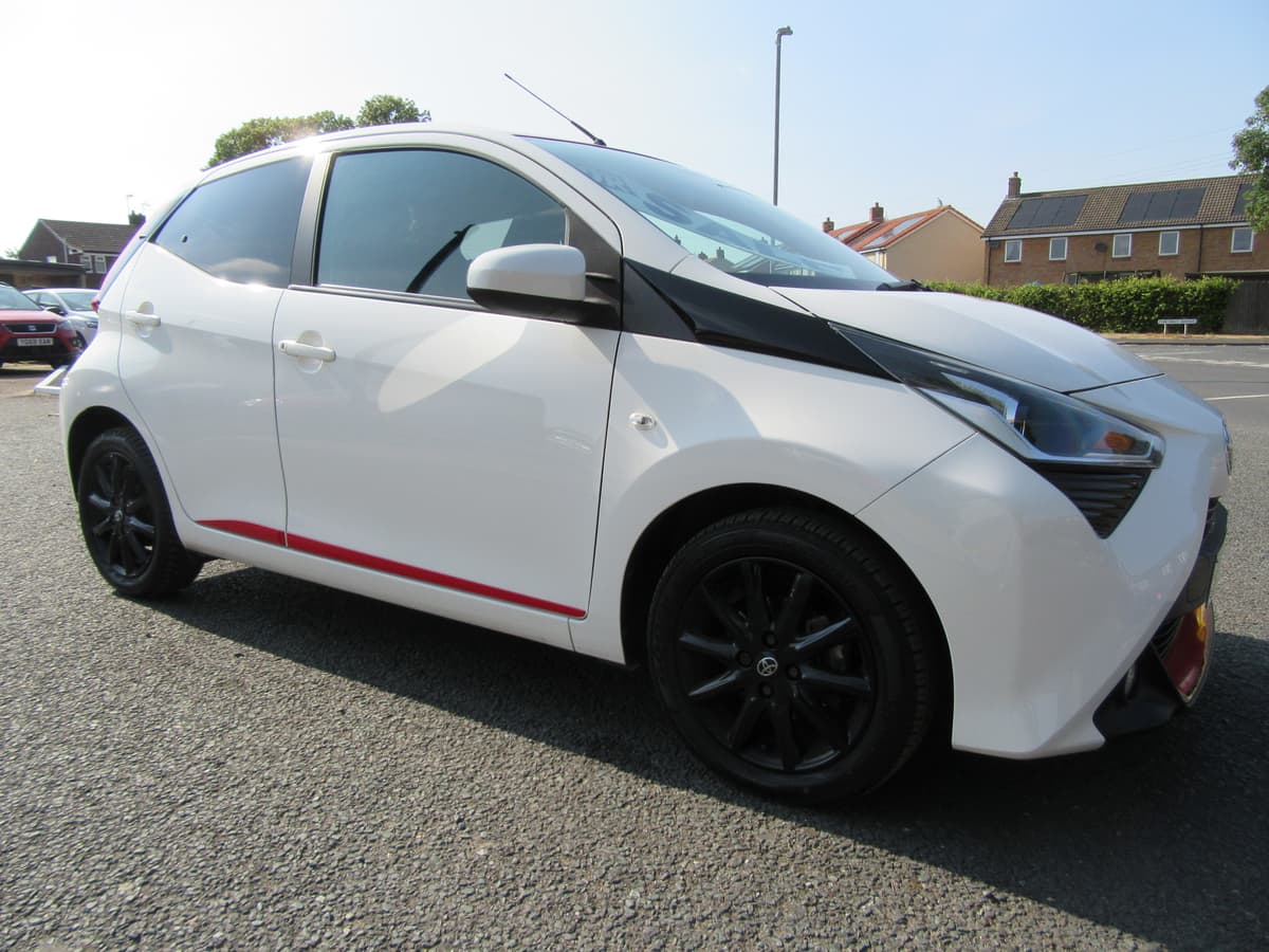 2018 Toyota Aygo X-Press VVT-i - Image 9