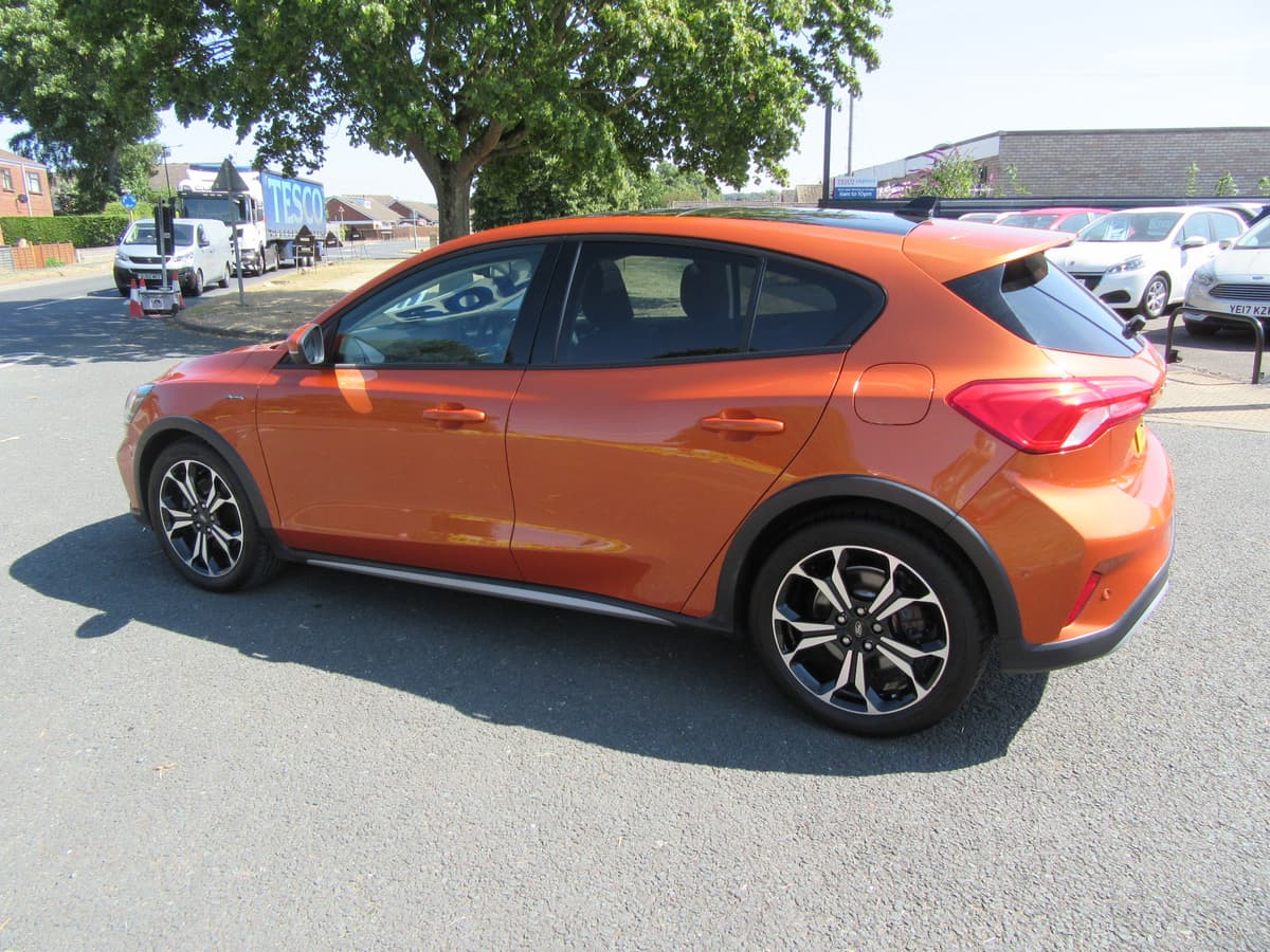 2019 Ford Focus Active X - Image 15