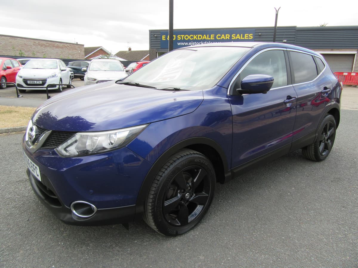 2016 Nissan Qashqai N-Connecta DiG-T - Image 2