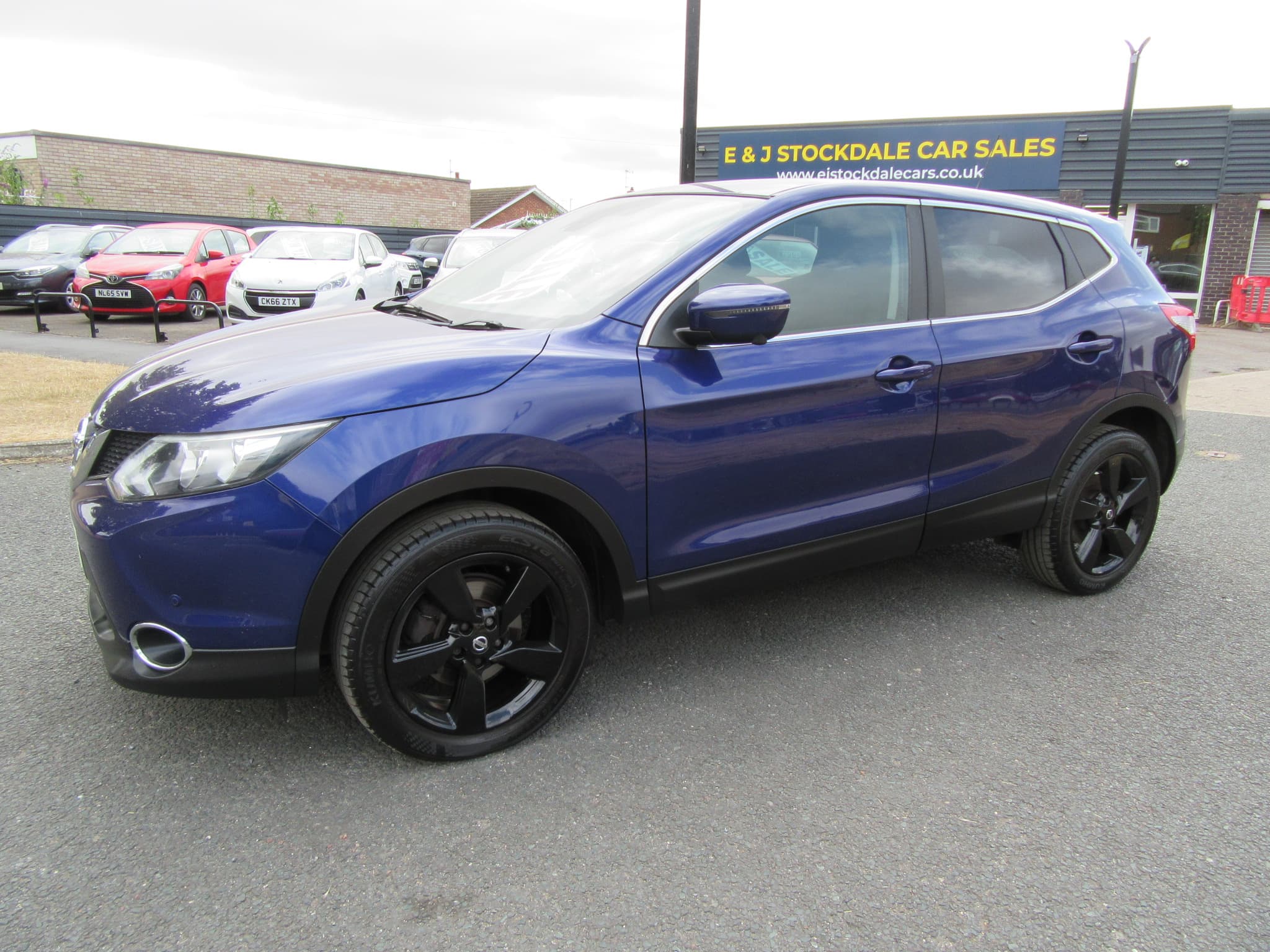 Nissan Qashqai N-Connecta DiG-T - Image 3
