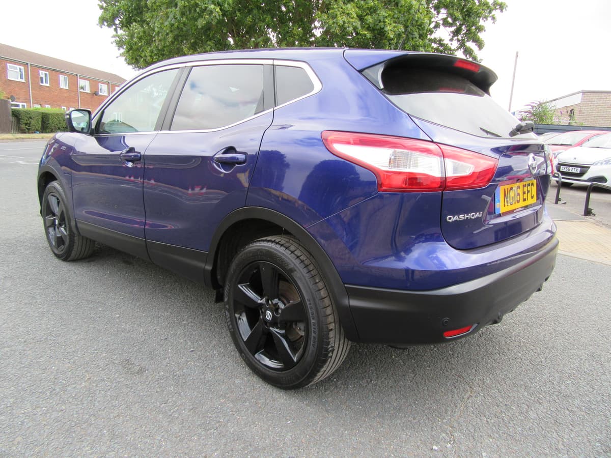 2016 Nissan Qashqai N-Connecta DiG-T - Image 15