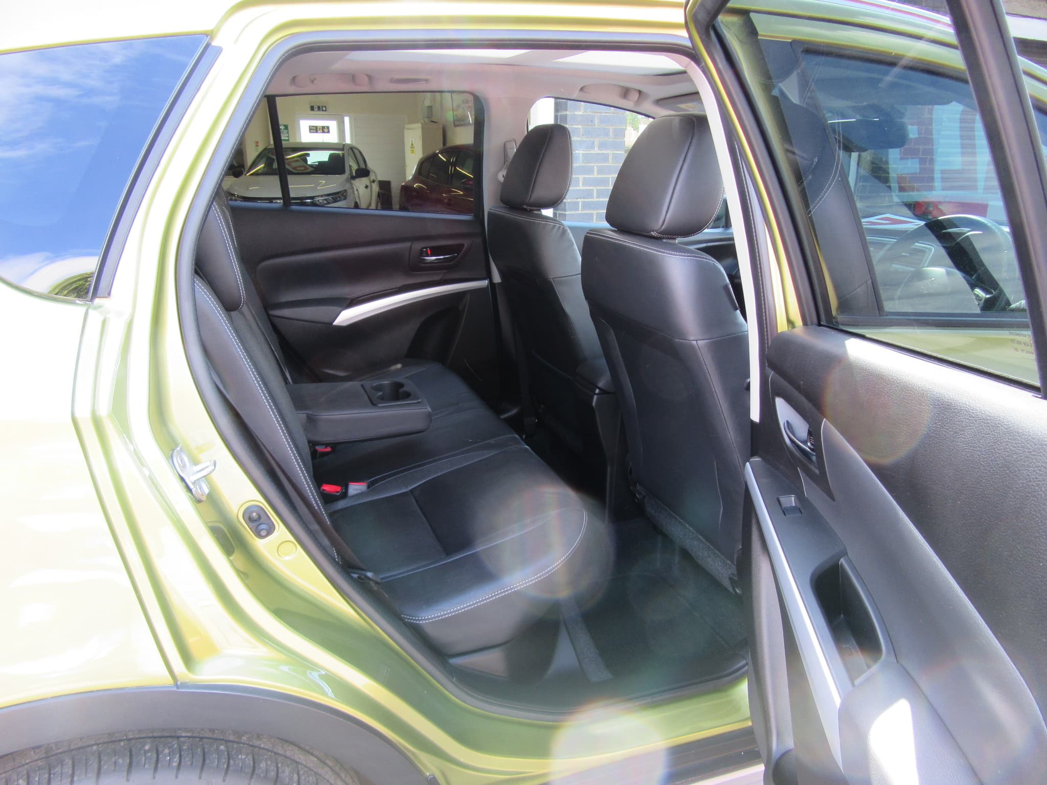 Suzuki SX4 S-Cross SZ5 - Image 19