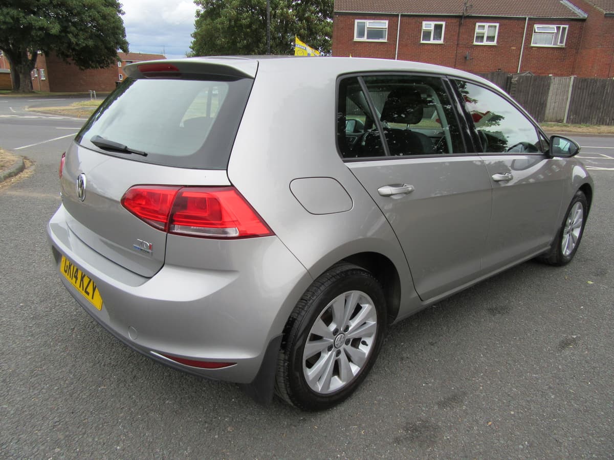 2014 Volkswagen Golf SE BlueMotion Technology TDI - Image 11