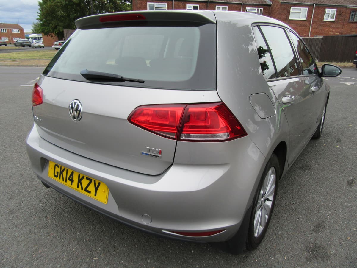 2014 Volkswagen Golf SE BlueMotion Technology TDI - Image 12