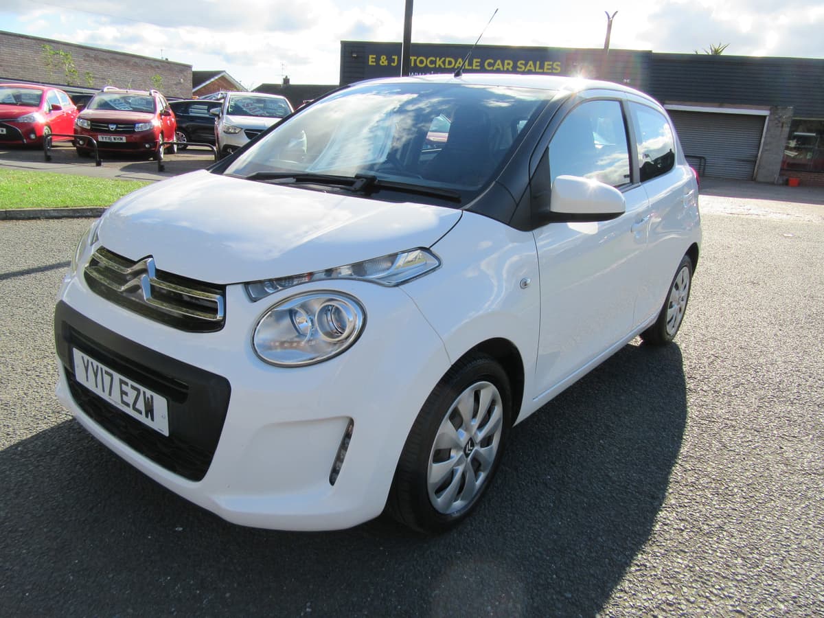 2017 Citroen C1 Feel PureTech - Image 1