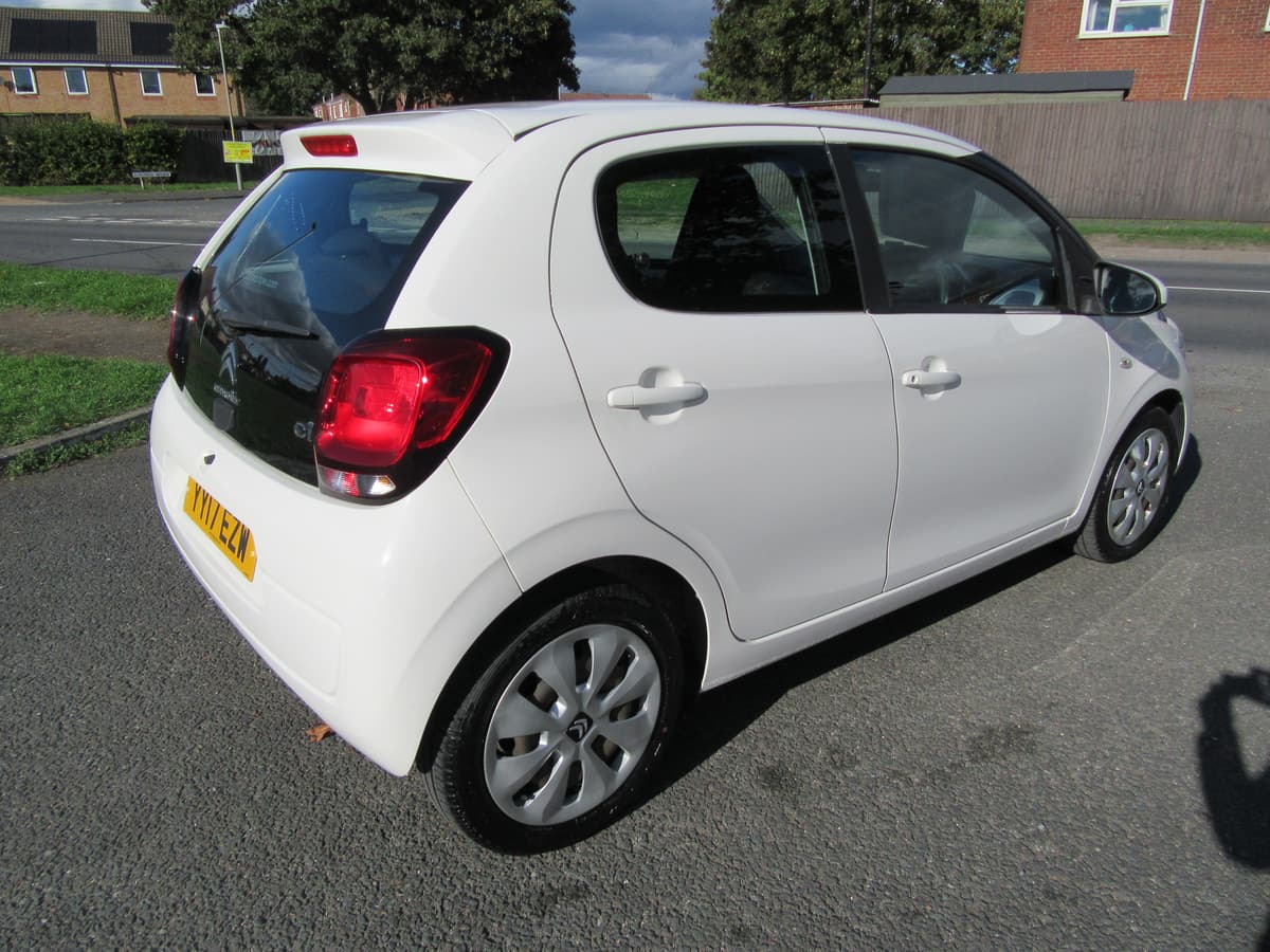 2017 Citroen C1 Feel PureTech - Image 9