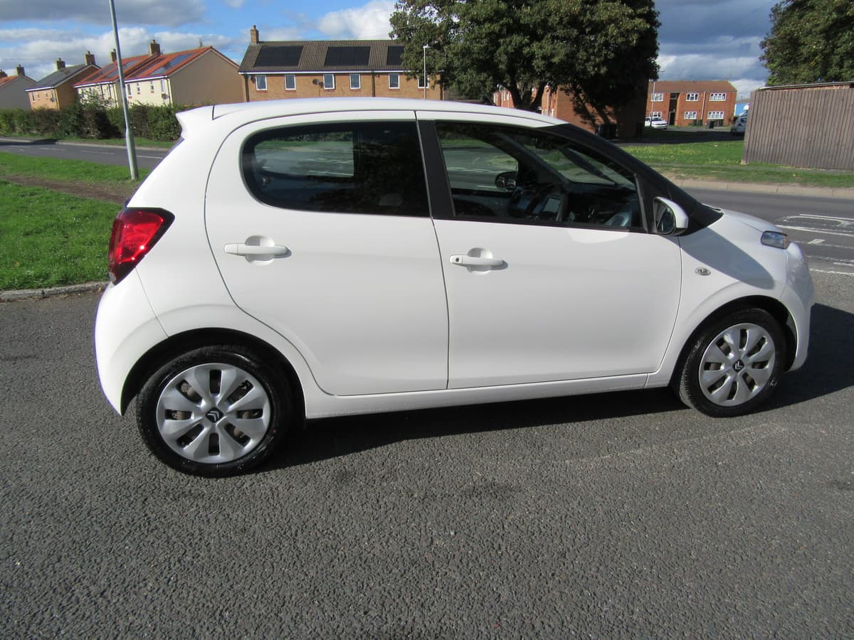 2017 Citroen C1 Feel PureTech - Image 11