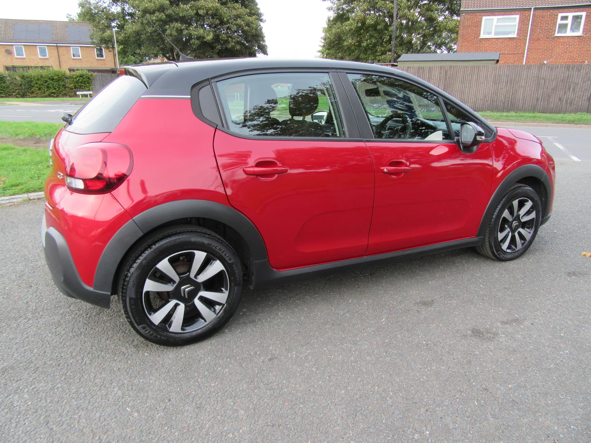 2018 Citroen C3 Feel PureTech - Image 12