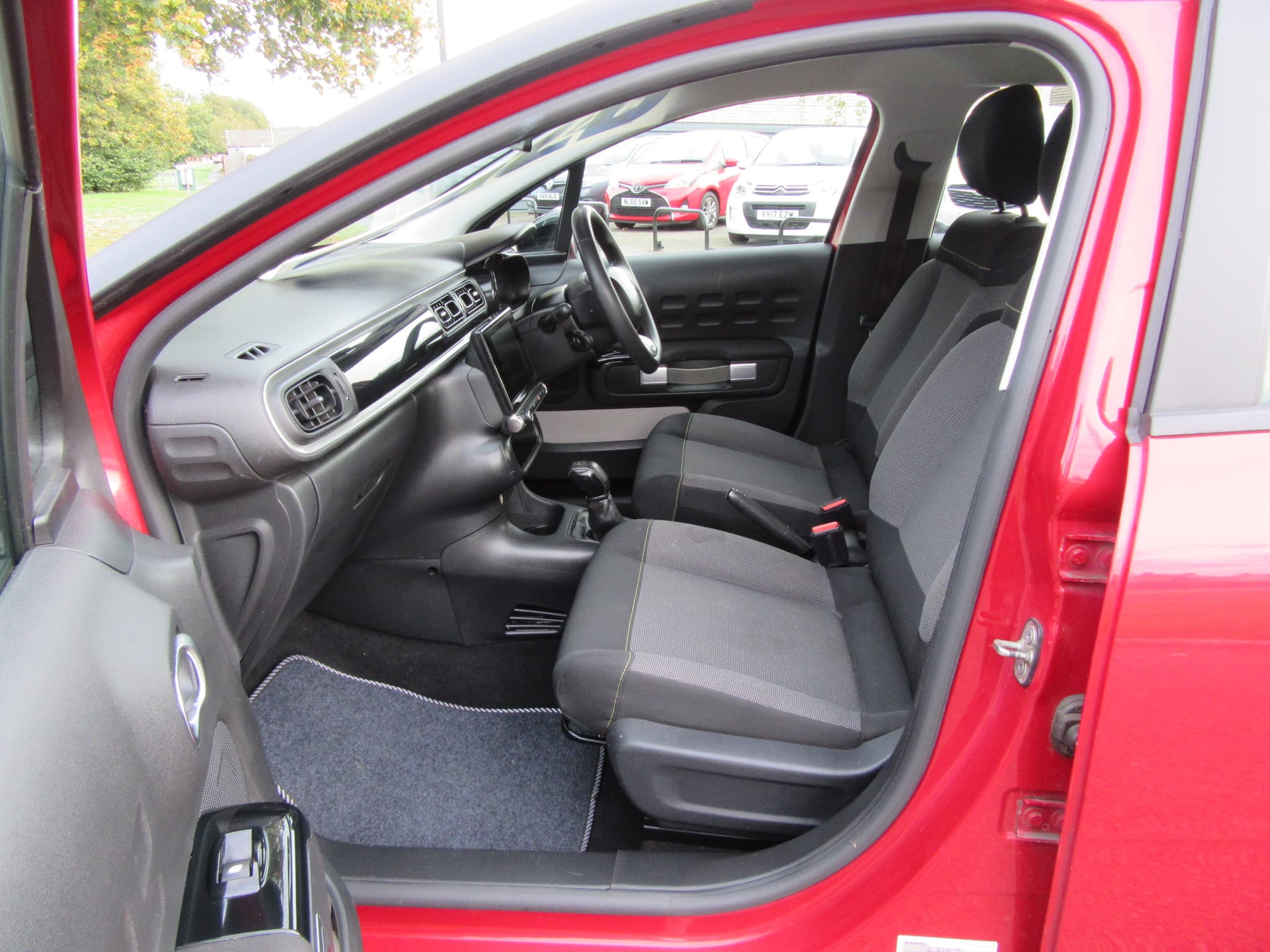 2018 Citroen C3 Feel PureTech - Image 21