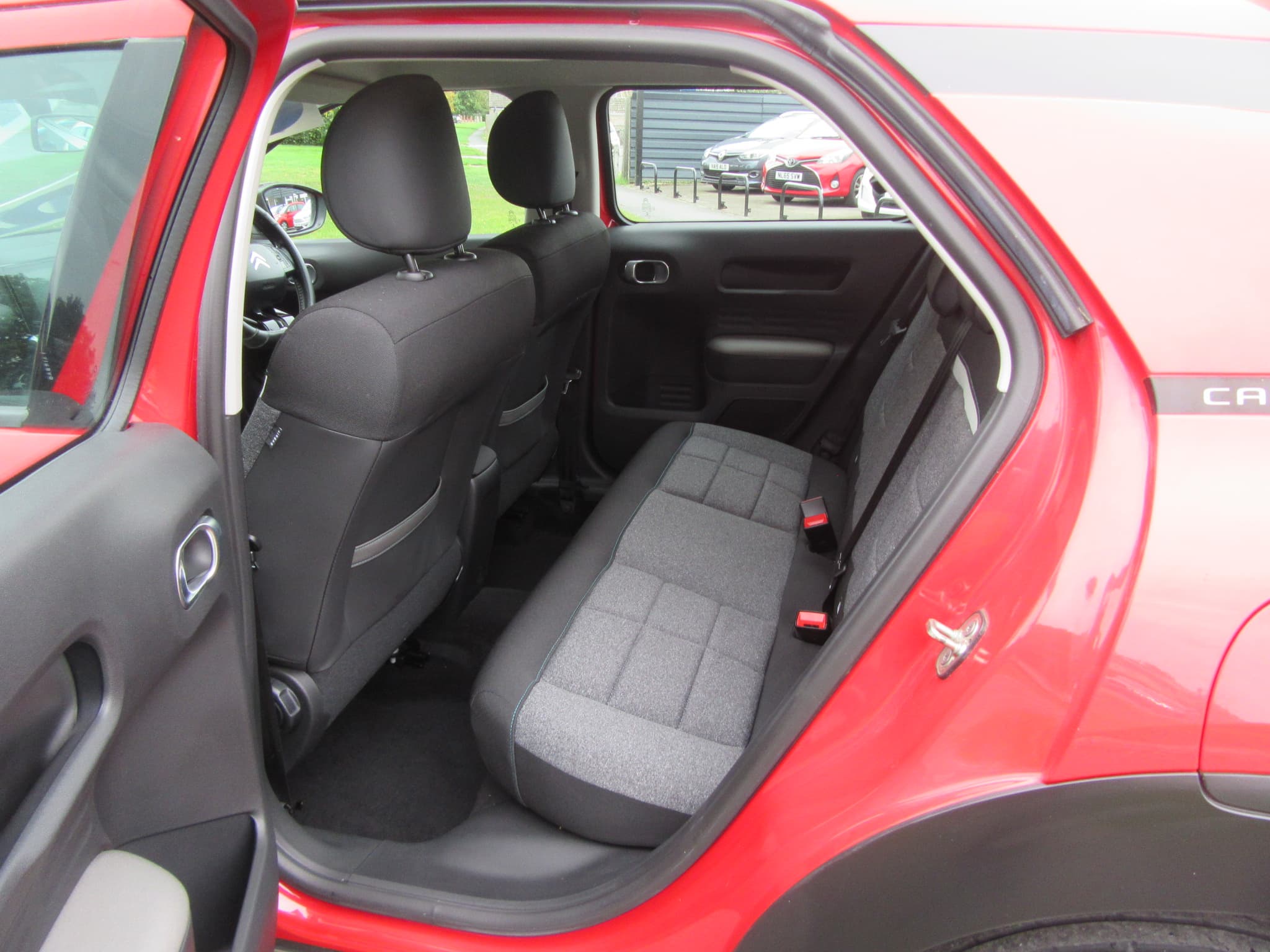 2018 Citroen C4 Cactus Feel PureTech S/S - Image 21