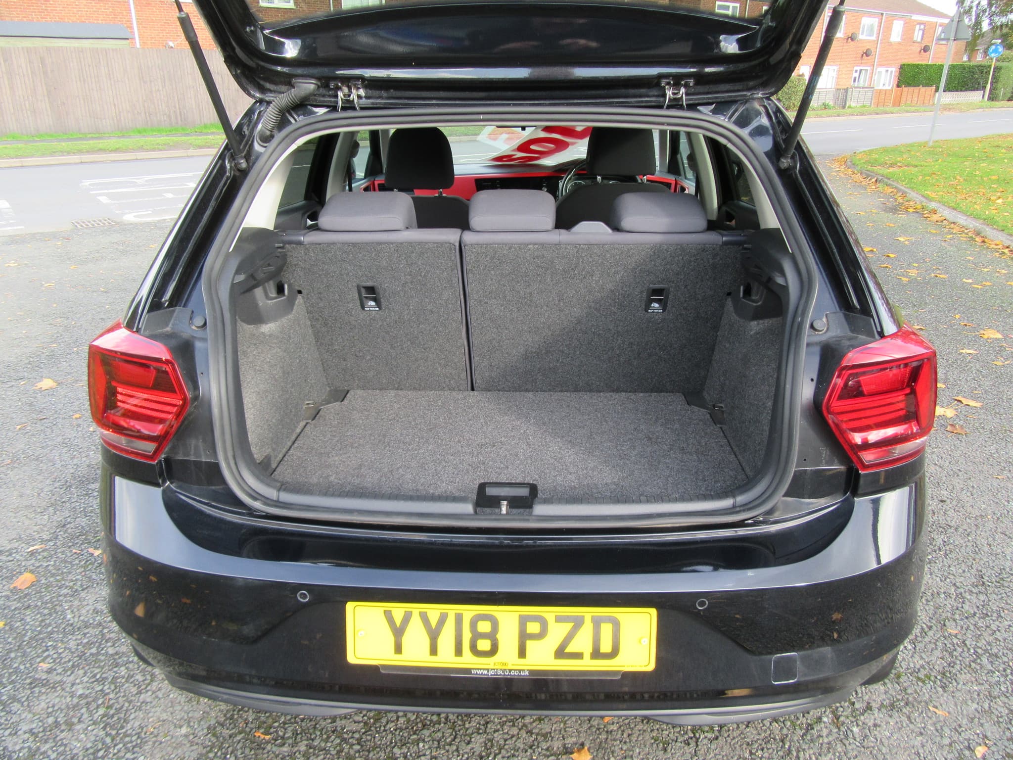 Volkswagen Polo Beats TSi - Image 18