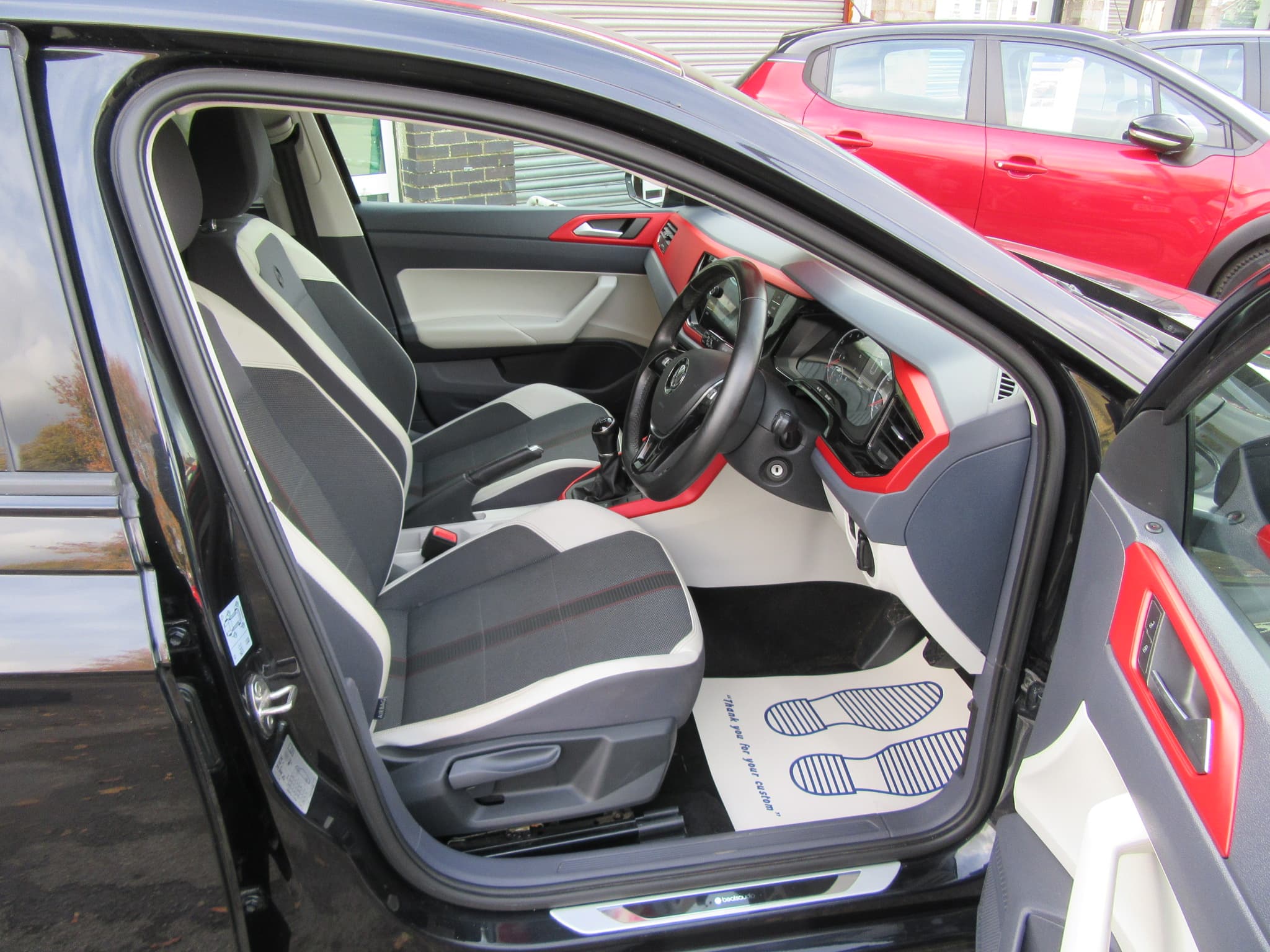 Volkswagen Polo Beats TSi - Image 19