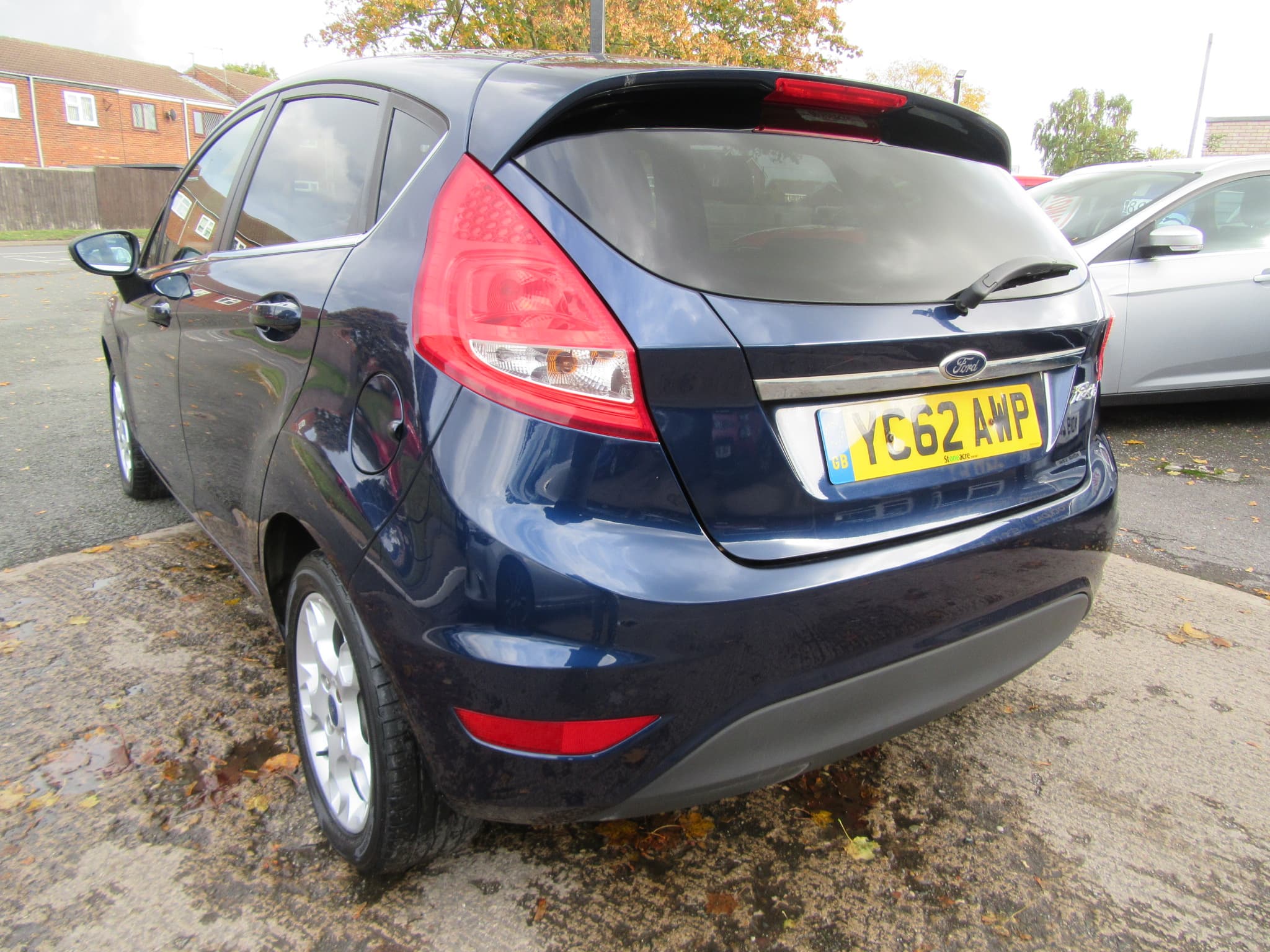 Ford Fiesta Zetec - Image 12
