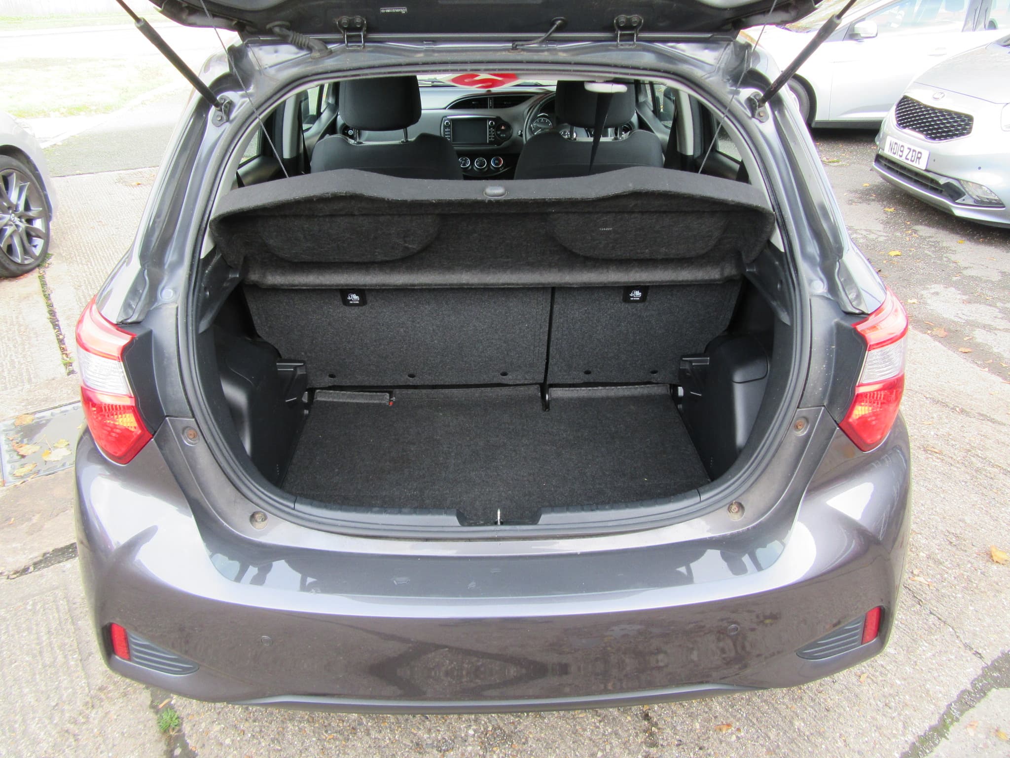 Toyota Yaris Icon Tech VVT-i - Image 15