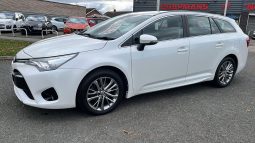 Toyota Avensis 1.6 D-4D Business Edition Touring full