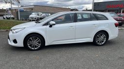 Toyota Avensis 1.6 D-4D Business Edition Touring full