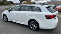 Toyota Avensis 1.6 D-4D Business Edition Touring full
