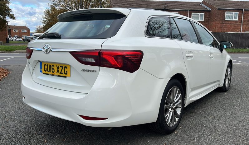 Toyota Avensis 1.6 D-4D Business Edition Touring full